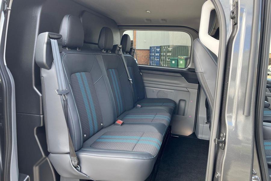 Ford TRANSIT CUSTOM Photo 5bb60b65-d6d5-4667-a989-ba84b2f98749.jpg