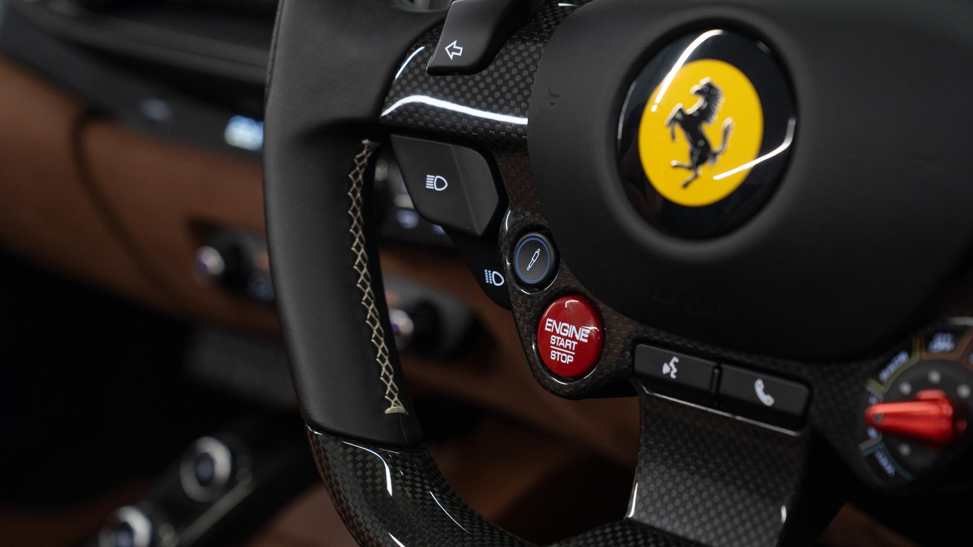 Ferrari 812 Photo 5bc20d81-6edd-4e3b-b74a-57f9ee7271ce.jpg