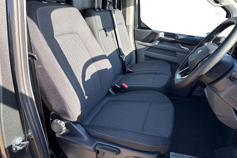 Used Ford E-TRANSIT CUSTOM CUSTOMBEV03 11