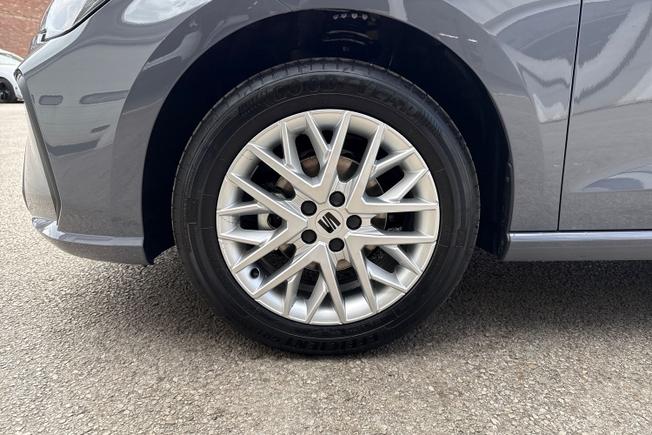 SEAT Ibiza Photo 26