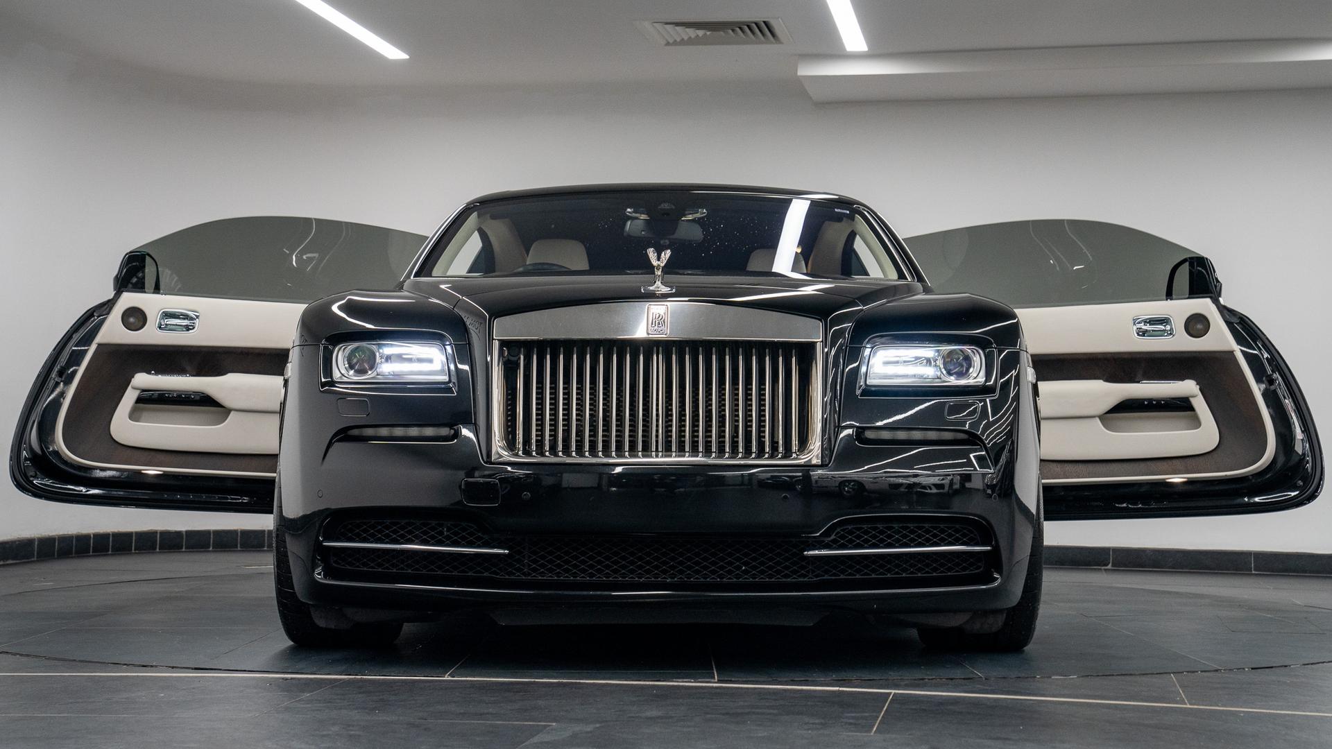 Rolls-Royce Wraith Photo 5bd86f4e-cab5-4505-a711-d74024918820.jpg