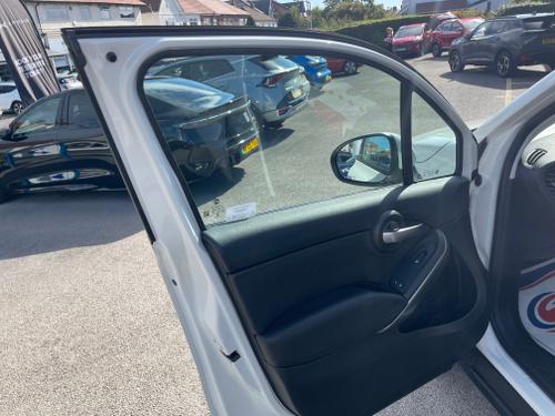Fiat 500X Photo 5bf309fd-44be-4cf3-a194-81ad5cfdeff9.jpeg