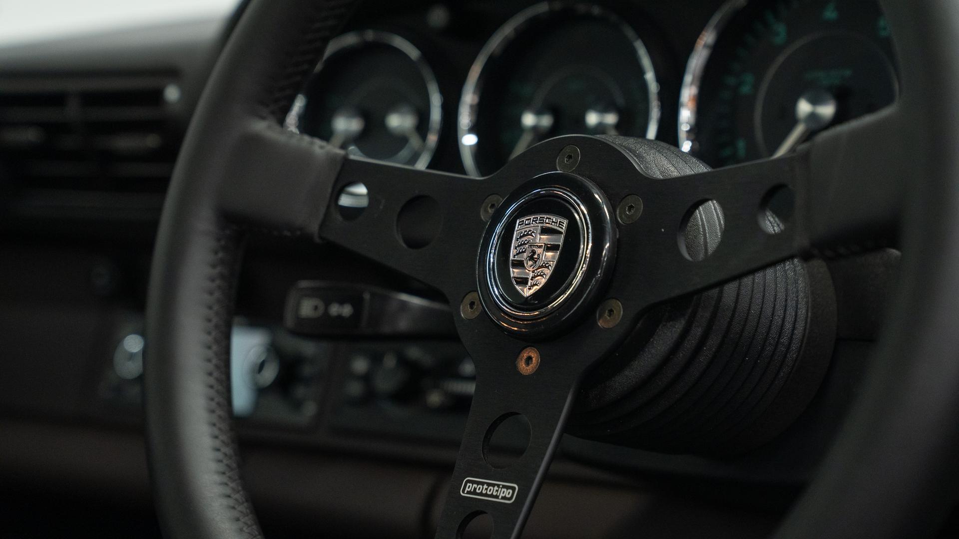 Porsche 911 Photo 5c0ccc5d-6856-445c-bd84-ac5a2c3034e5.jpg