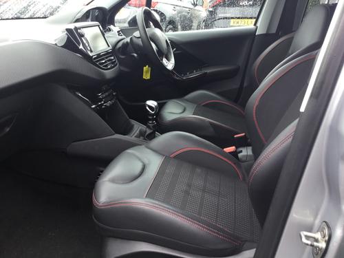 Peugeot 208 Photo 5c0d88b6-e787-473b-aea1-2c3b64ca14f8.JPG