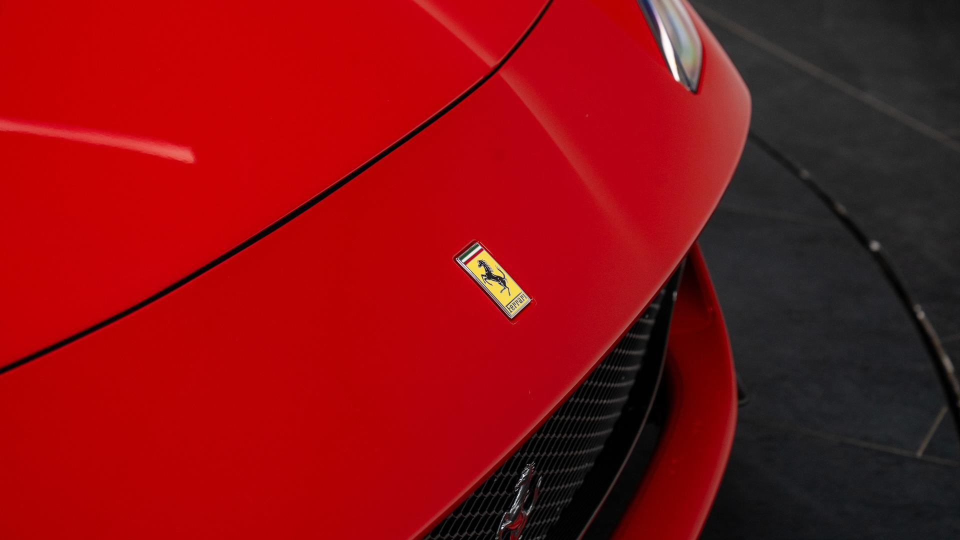Ferrari 812 Superfast Photo 5c0faf20-eb52-40e9-a0b8-e6b5cd1b6d64.jpg