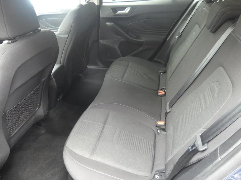 Ford Focus Photo 5c17ed82-2d3c-45fc-9e25-e0b259c8bd91.jpg
