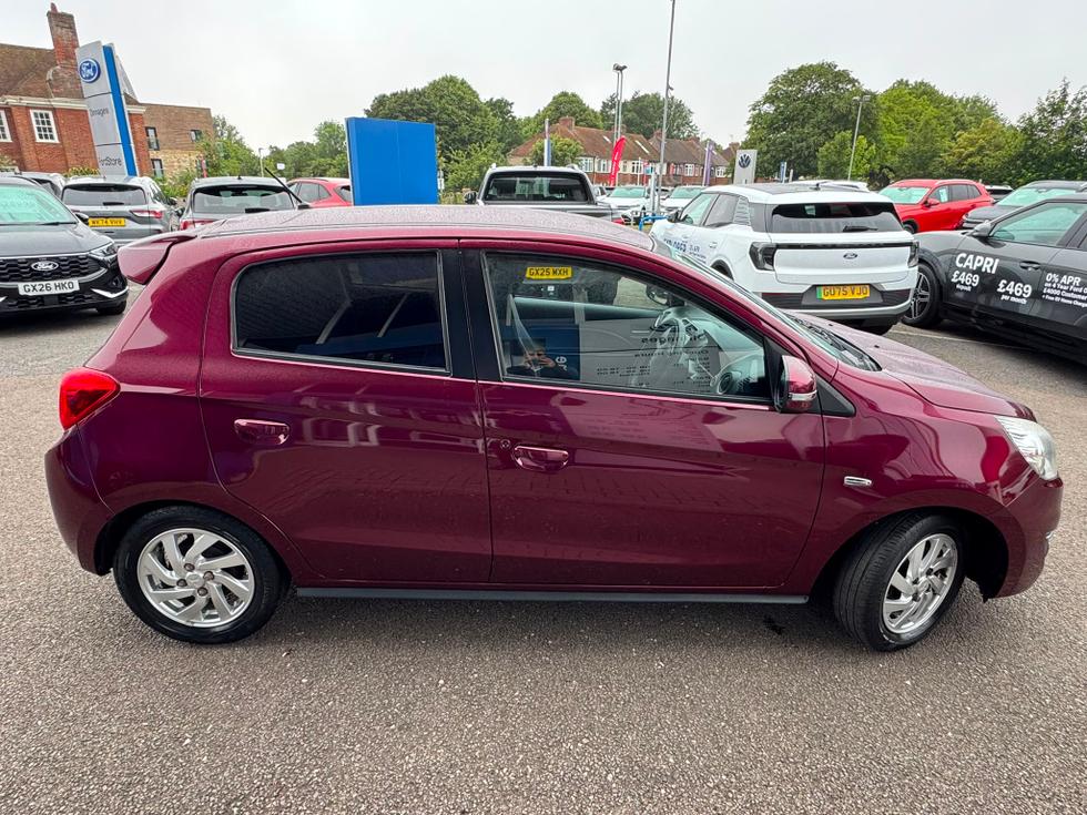 Mitsubishi Mirage Photo 5c1d20ef-6d4e-47e3-9a46-d4c7c9d006d1.jpeg