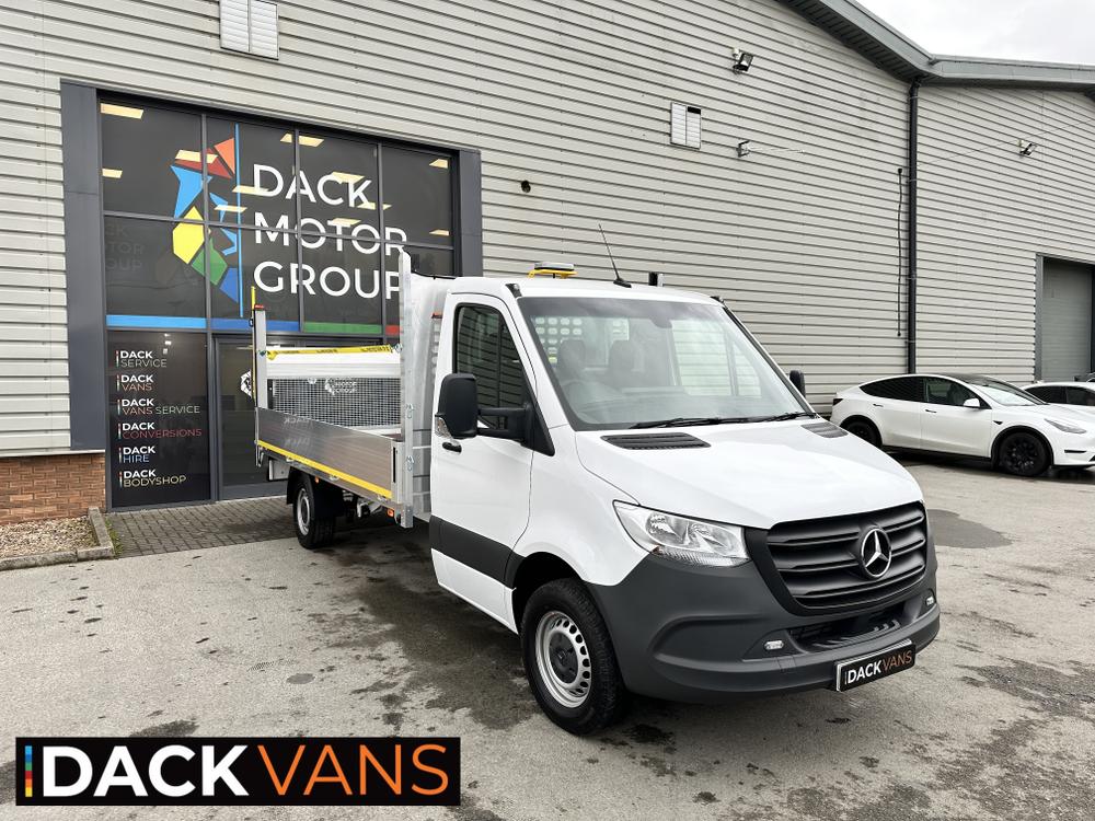Mercedes-Benz Sprinter Photo 5c23ff2d-b3a6-4887-adb6-f7b5f5ba352e.jpg