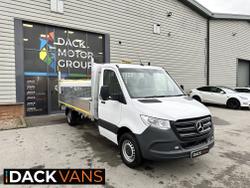 Mercedes-Benz Sprinter Photo 27