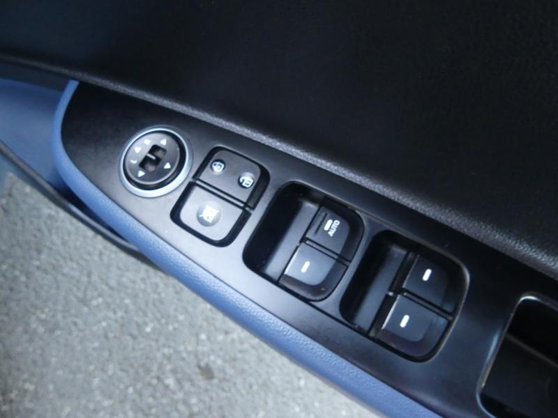 Hyundai i10 Photo 5c3d64e2-fa80-4073-90a5-1e3b398281dd.jpg