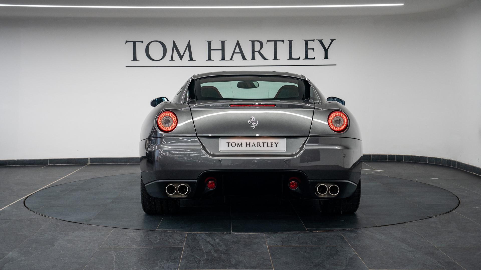 Ferrari 599 Photo 5c50d360-257b-4e03-a16b-26c84c98c10c.jpg