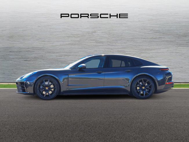 PORSCHE Panamera Photo 5