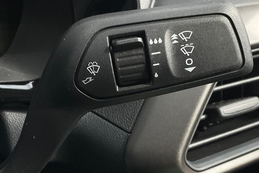 Used Ford TRANSIT COURIER COURIERTREND5 27