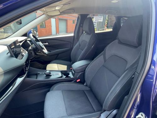 Nissan Qashqai Photo 5c63fe8f-596a-4483-a2ef-68b10d583295.jpeg
