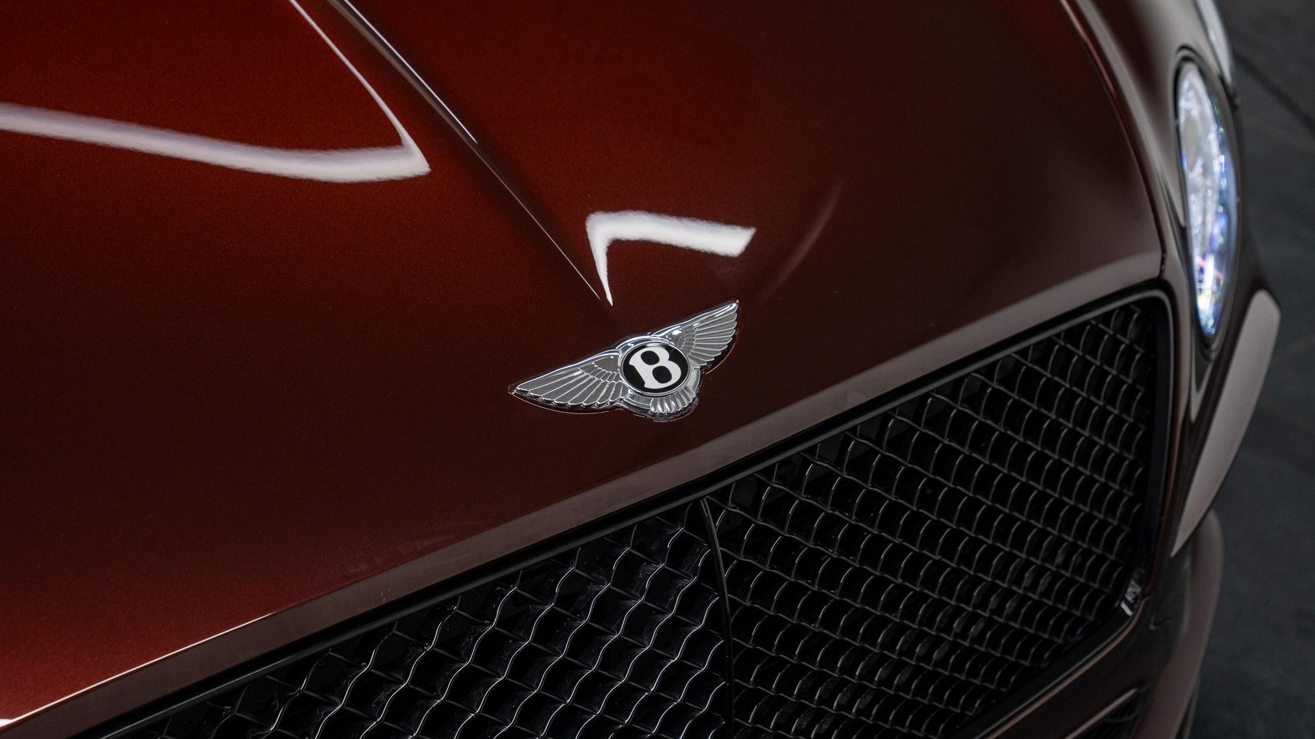 Bentley Continental Photo 5c843c2e-c606-4055-9e2d-6c112ba99a7e.jpg