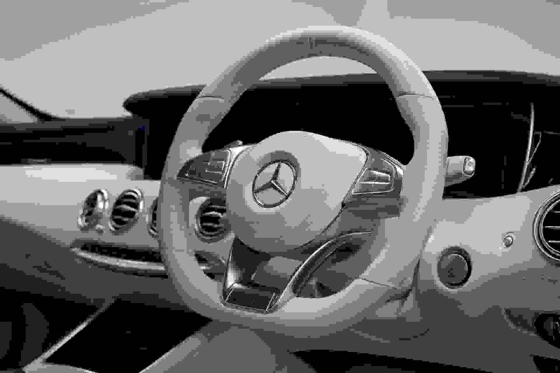 Mercedes-Benz S-CLASS Photo 5c887f88-9290-4ef7-9d73-ecf6ecf50c13.jpg