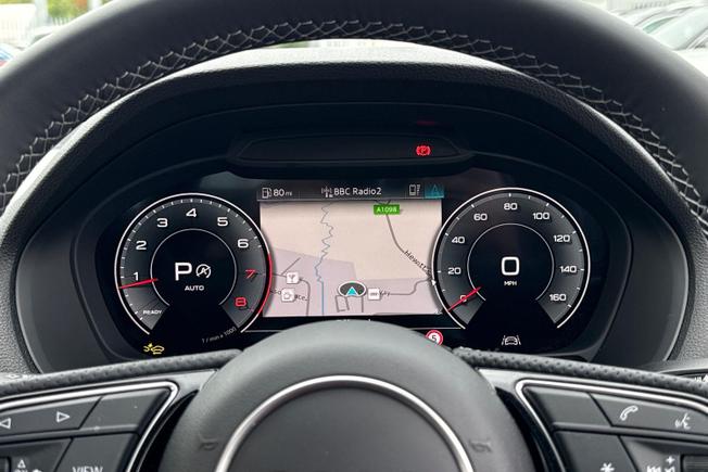 Audi Q2 Photo 29