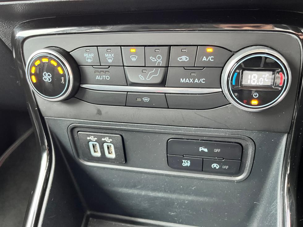 Ford EcoSport Photo 5c961861-08ca-405f-a461-c7e0e10cf9cd.JPG
