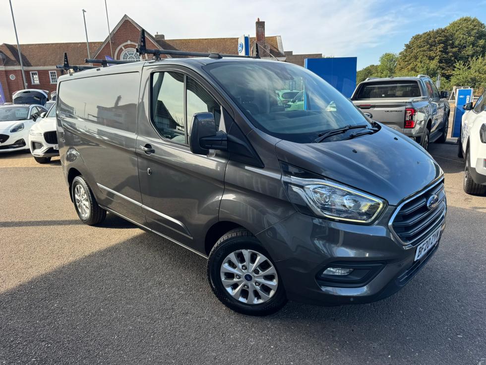 Ford Transit Custom Photo 5cad3489-b719-4696-9bdd-101db43bfe52.JPEG