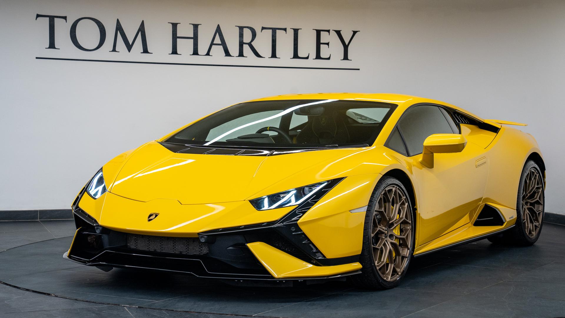 LAMBORGHINI Huracan Photo 5cae1a26-1555-4d3f-a26e-00207b00f905.jpg