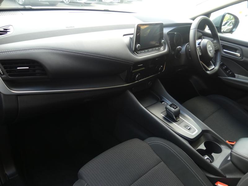 Nissan Qashqai Photo 5cb4e31d-d9af-4b30-943b-86e821bbc91d.jpg