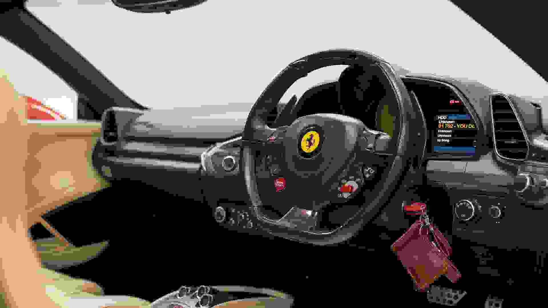Ferrari 458 Photo 5cb4fe25-9d92-49ab-9f0d-e72ded510e7b.jpg