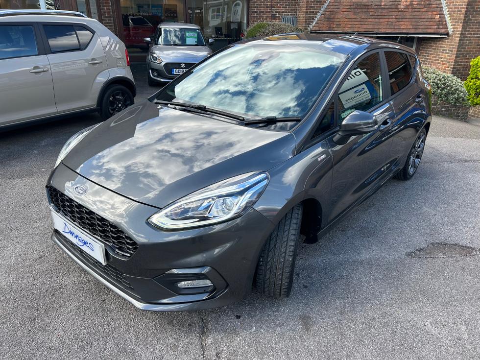 Ford Fiesta Photo 5cc9b89d-b5f2-4dc6-89ce-406012d93156.jpeg