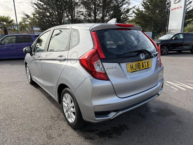 Honda Jazz Photo 5cca0bc1-e5c0-4025-914c-0914055e1870.jpg