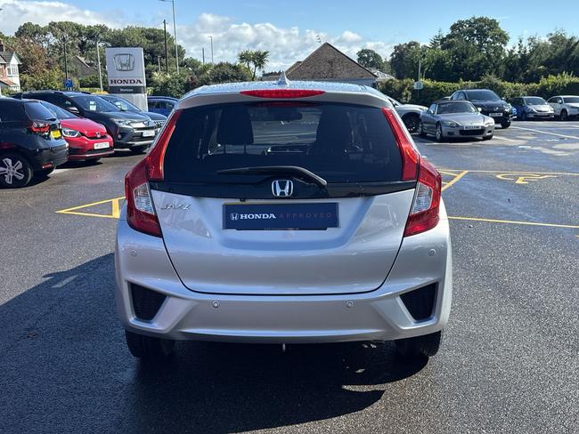 Honda Jazz Photo 5cdf8c5a-69c3-483a-8492-ba631243a648.jpg
