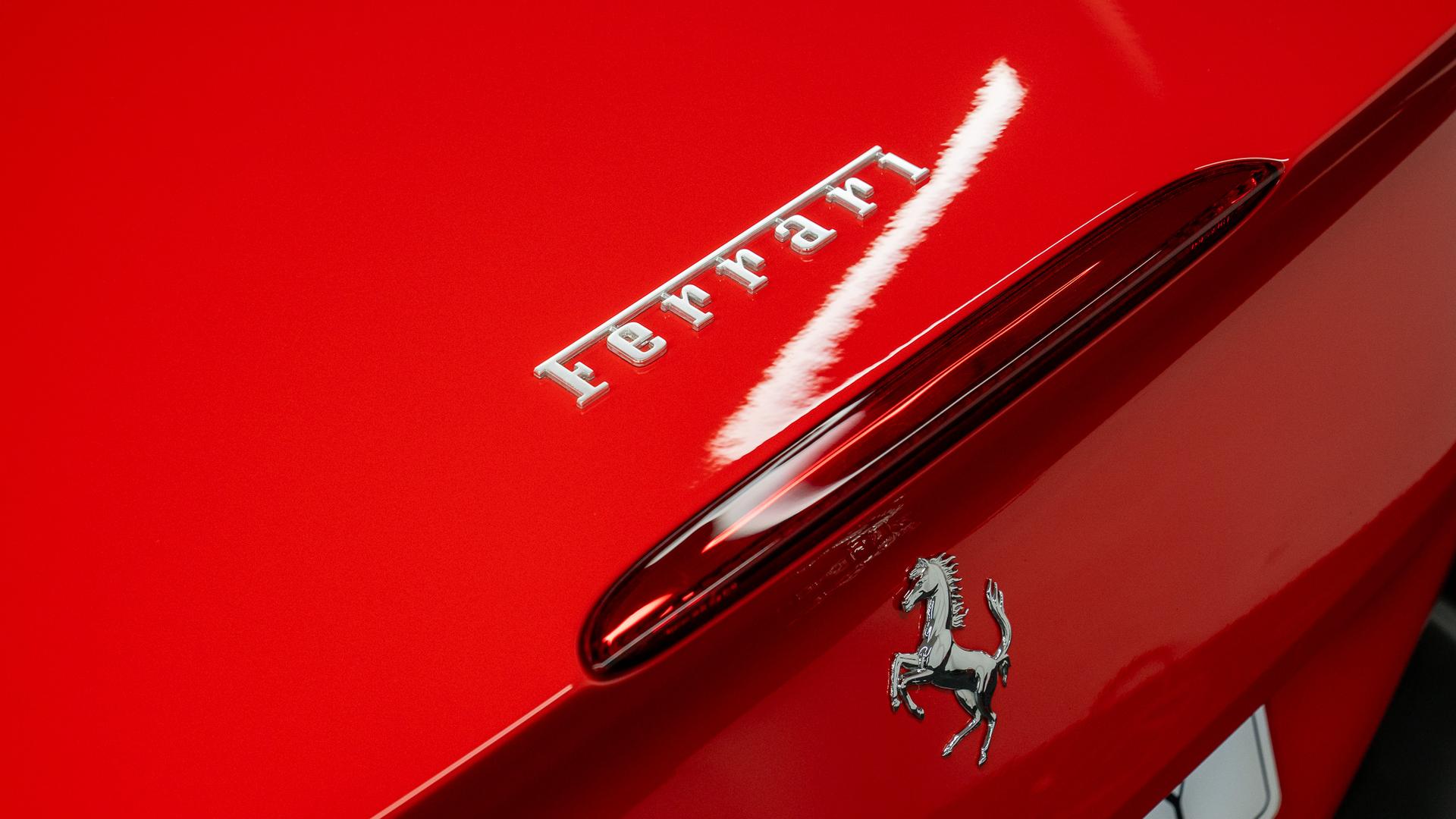 Ferrari Portofino Photo 5ce53148-67c4-4c0c-9b0a-44146909afb3.jpg