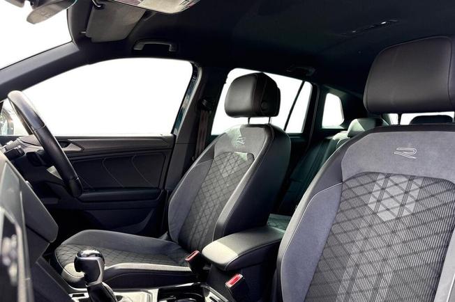 VOLKSWAGEN Tiguan Photo 23