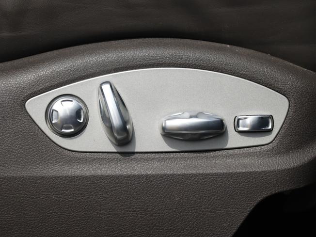 PORSCHE Macan Photo 10