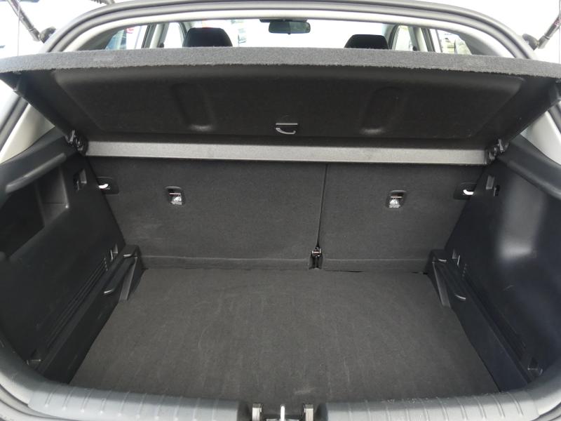 Kia Stonic Photo 5cf10e4a-09eb-48ae-b815-833784006603.jpg