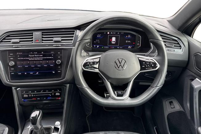 VOLKSWAGEN Tiguan Photo 15