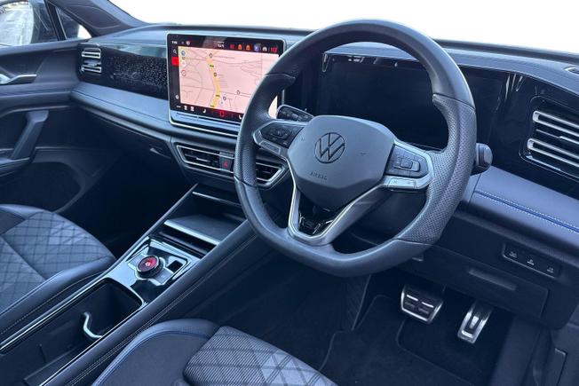 VOLKSWAGEN Tiguan Photo 6