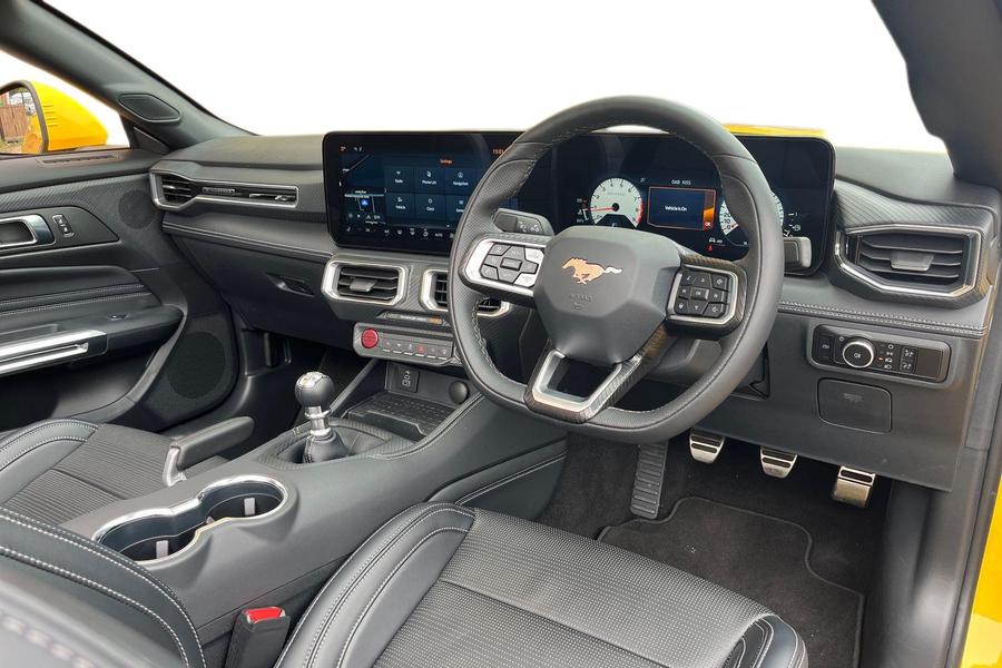 Ford MUSTANG Photo 5d11ef6b-2ed3-42c7-a14a-543728af3556.jpg