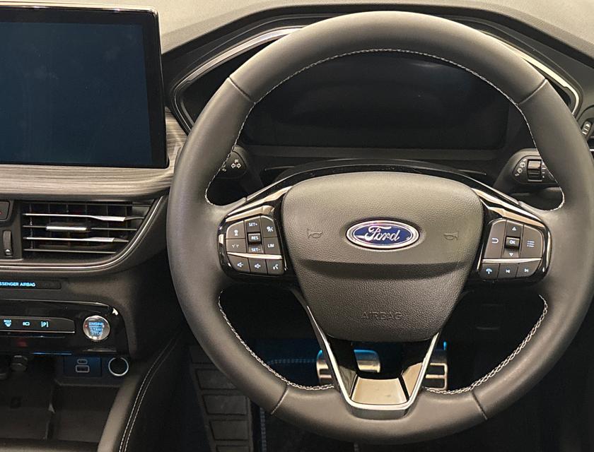 Ford Kuga Photo 5d2c6d1a-96b6-46f9-b67e-6e8c84972168.jpg
