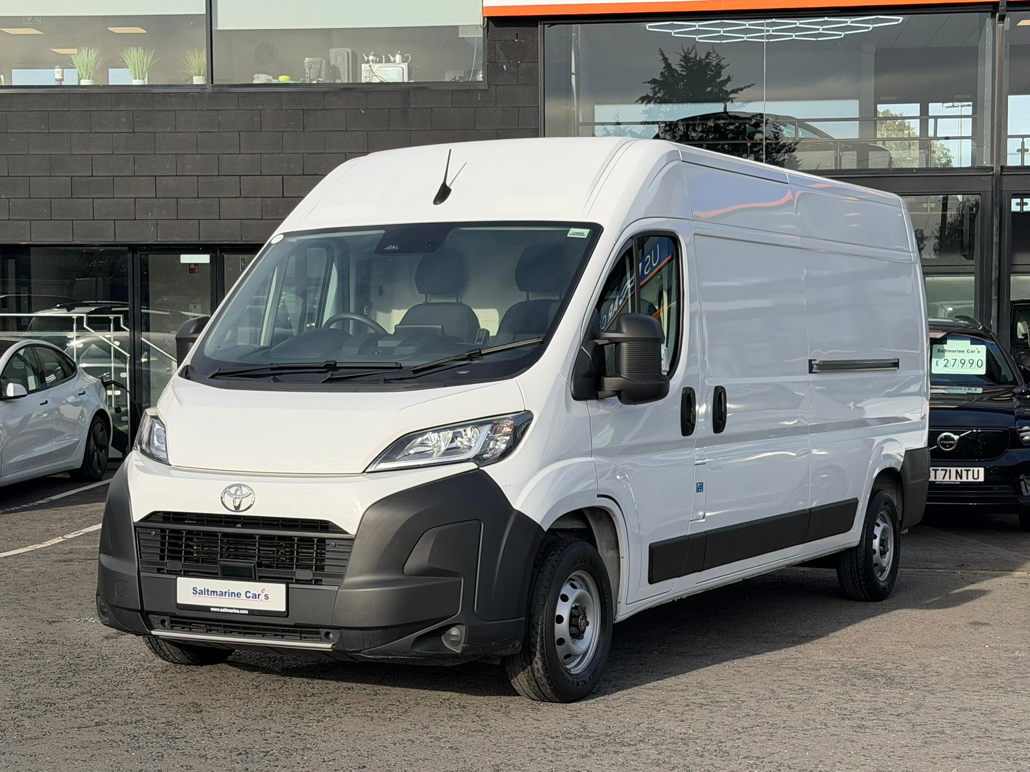 2025 TOYOTA PROACE MAX