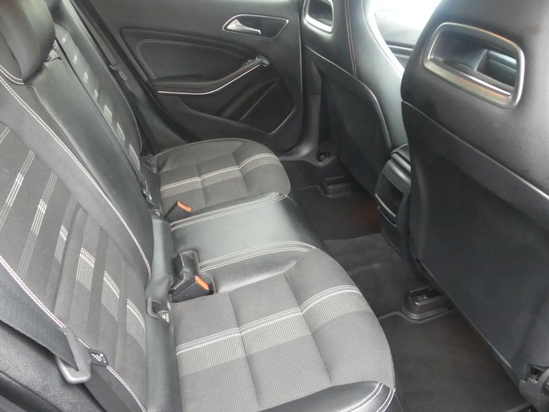 Mercedes-Benz GLA Photo 5d452f44-a936-4420-ab6e-7d3014bb4f32.jpg