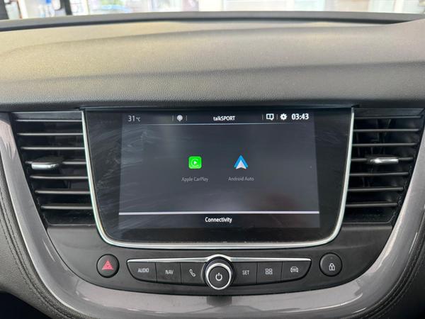 Used Vauxhall Grandland X LL69VEA 27
