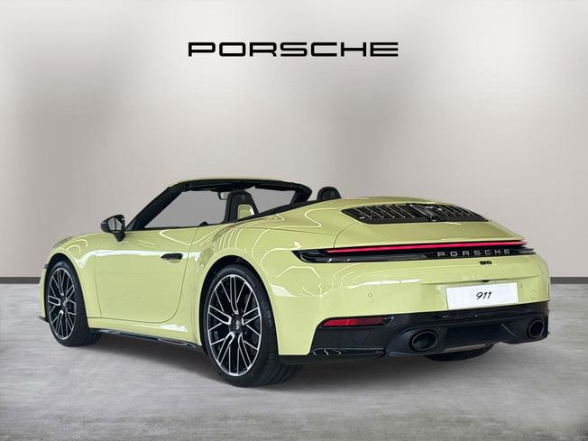 PORSCHE 911 Photo 10