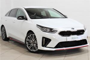 Kia ProCeed 1.6 T-GDi GT in Fusion White £21,450