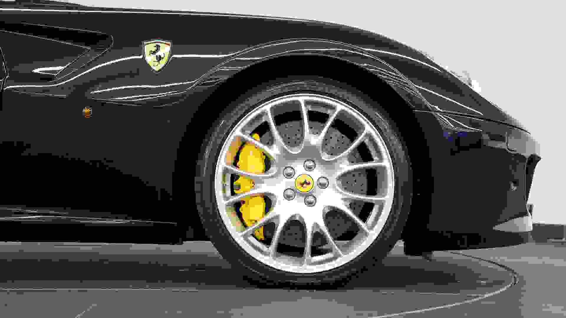 Ferrari 599 Photo 5d6220bb-8d27-414c-8283-7e37f65995ff.jpg