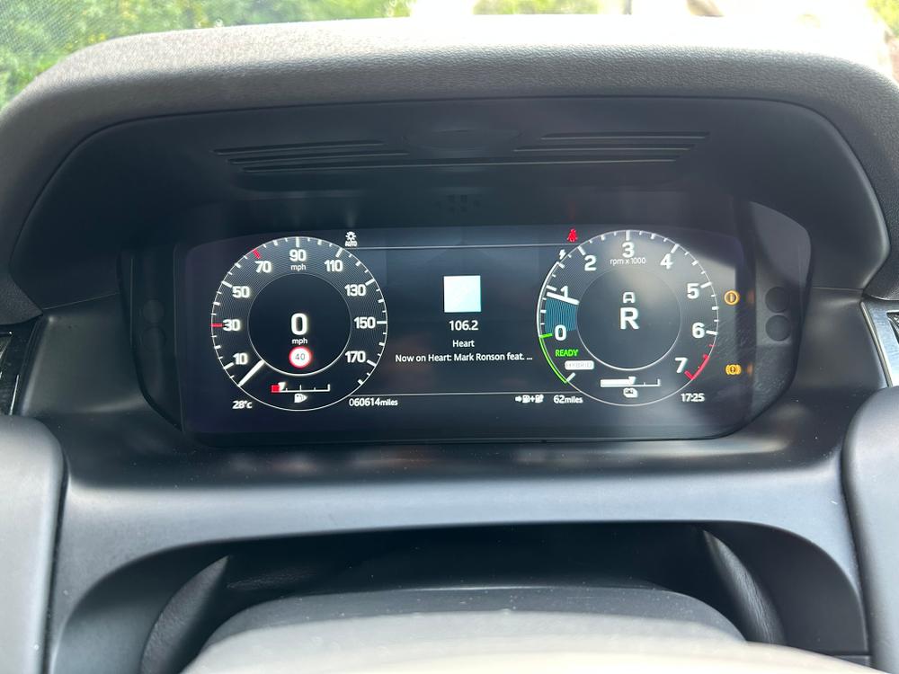 Used Land Rover Discovery Sport AU71OKE 45