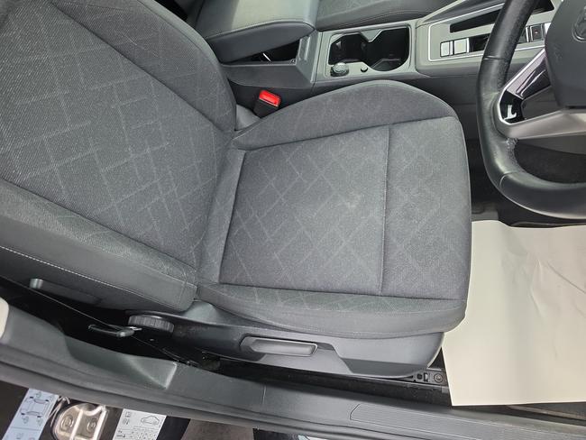 Volkswagen Golf Photo 5d8d4d0f-cc4b-4b7a-a511-26f88fba9172.jpg
