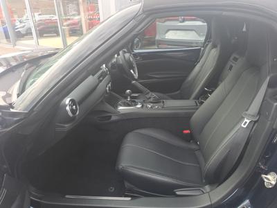 Mazda MX-5 Photo 11