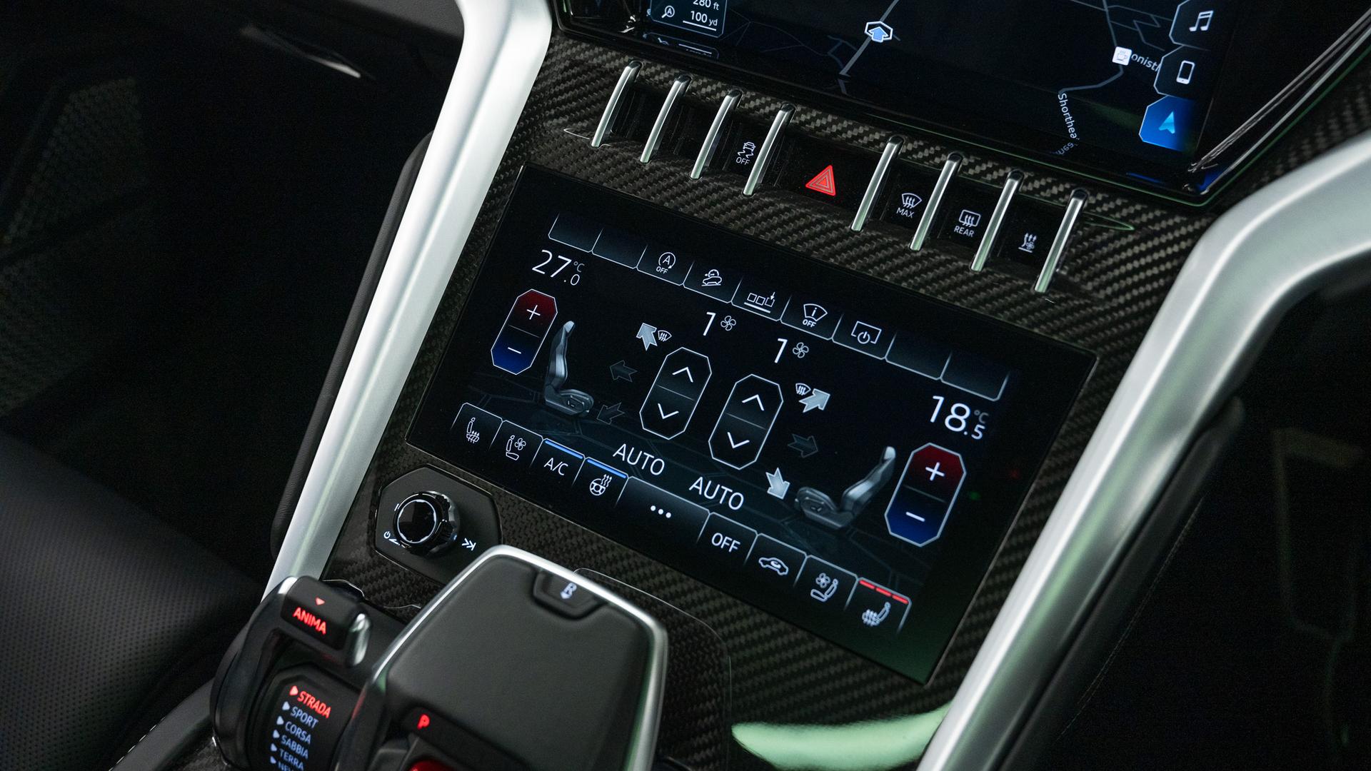 LAMBORGHINI Urus Photo 5d9e2111-17f3-438d-9d01-3c9a3281c4a9.jpg