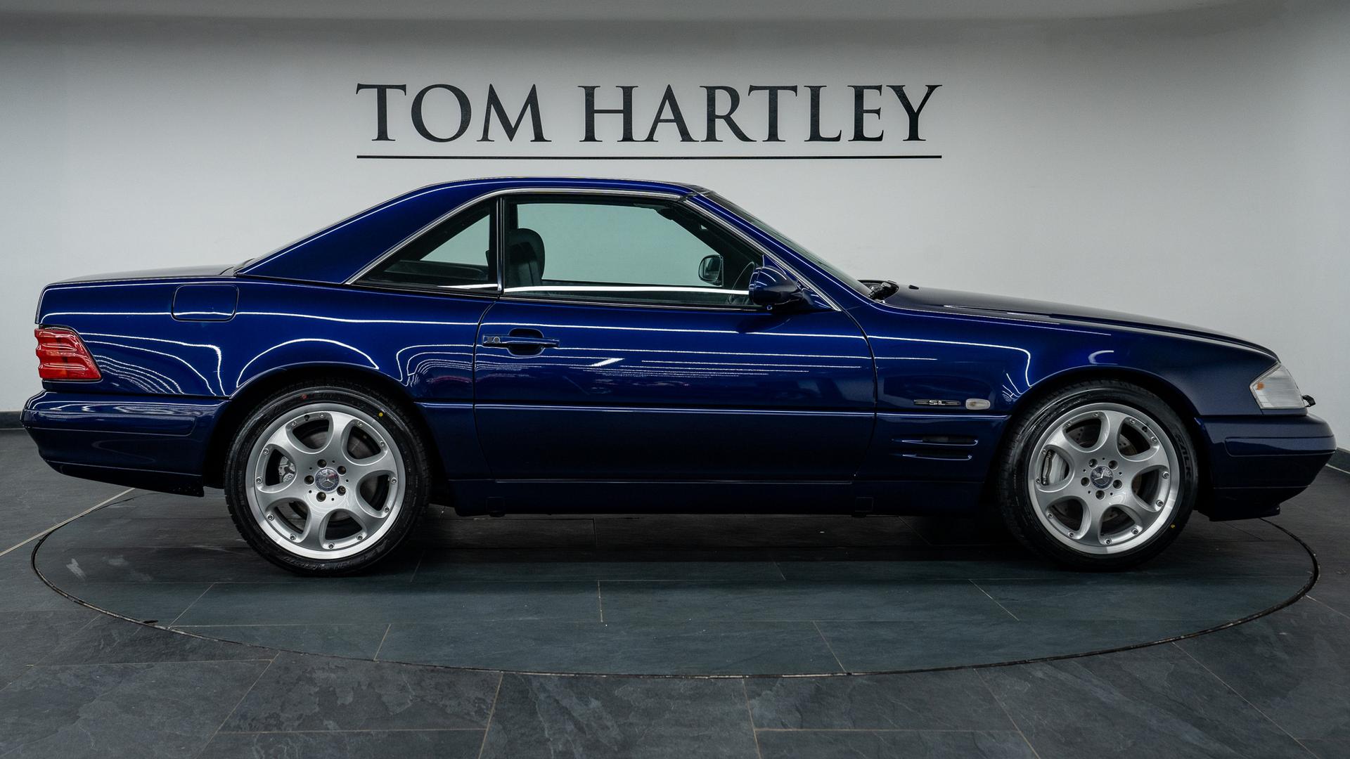 Mercedes-Benz SL320 Photo 5dae5dbe-06f6-4d0c-bb06-170f15aecd66.jpg