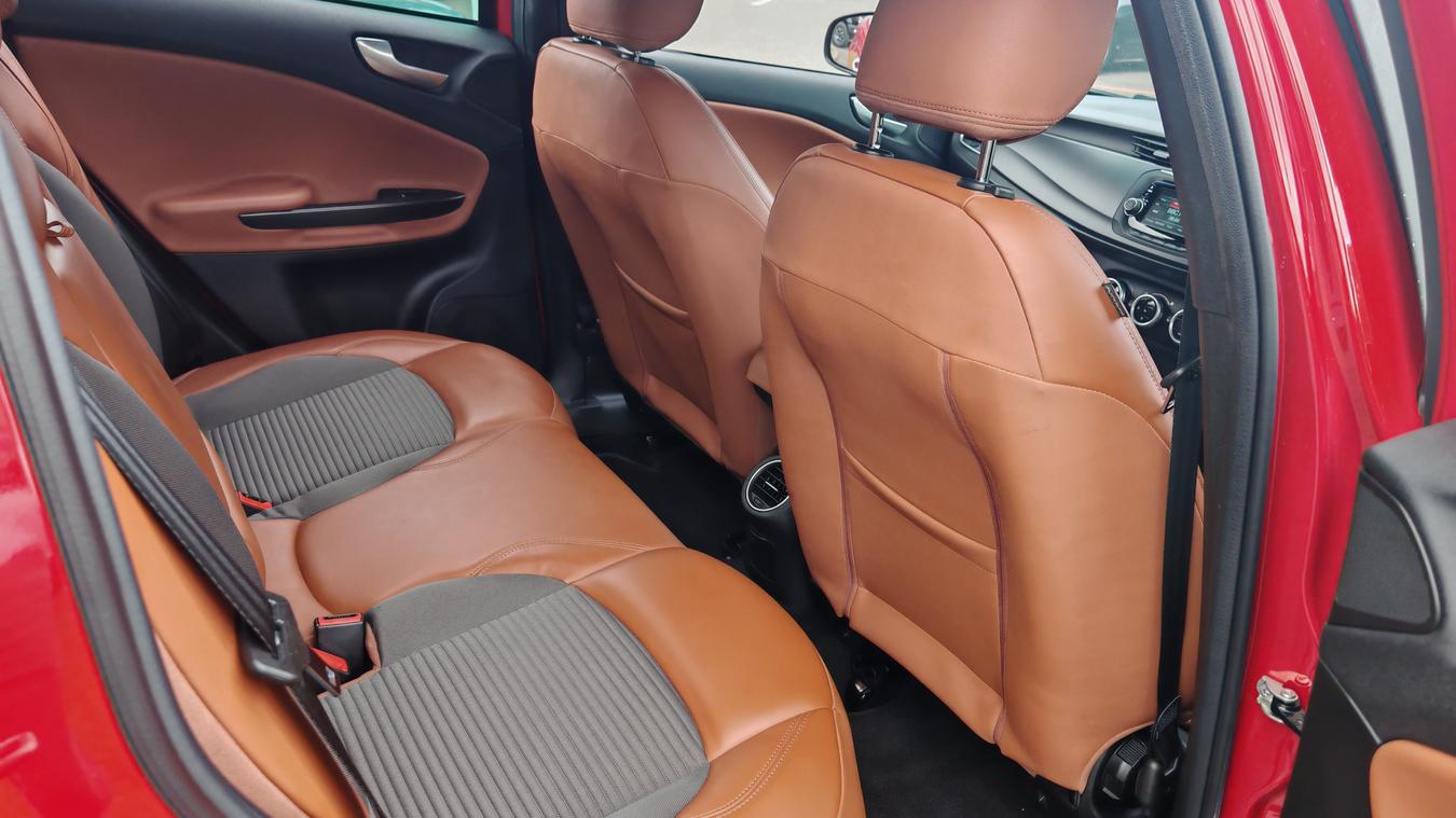 Used Alfa Romeo Giulietta EA65FFP 14