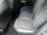 Mercedes-Benz GLA Photo 16